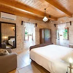 Holiday home Traditionelle Steinfinca Mit Spielbereich, Babybett, Waschmaschine, Liegen